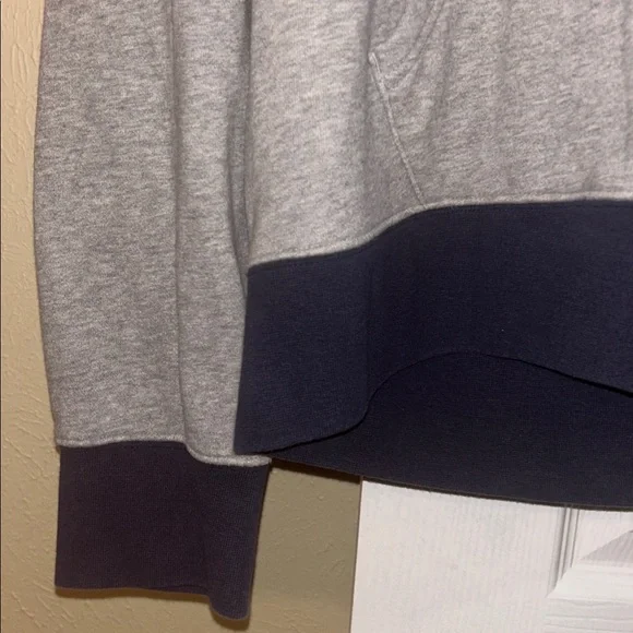 Roots Gray and Black Zip-Up Hoodie - Picture 4 of 8